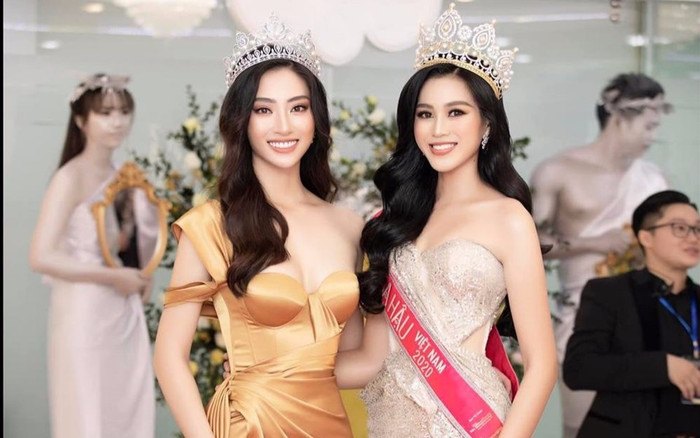 Ra mà xem Đỗ Thị Hà - Lương Thùy Linh cùng catwalk, anti fan hết cửa chê phèn Ảnh 2