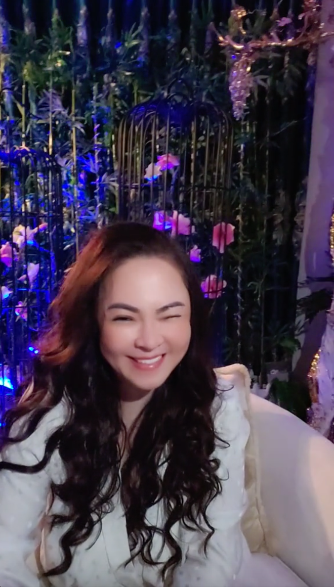 CEO Đại Nam khoe mặt mộc trước lúc đi ngủ, bất ngờ nhẹ giọng: 'Thoát vai rồi nên phải trở về vị trí thật' Ảnh 2