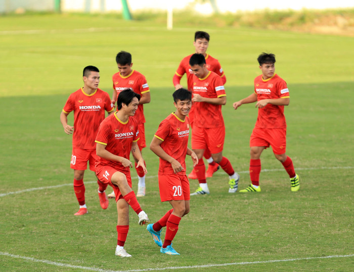 AFC điều chỉnh giờ, trận Trung Quốc vs Việt Nam sẽ diễn ra lúc 0h00 ngày 8/10 tới (giờ Hà Nội).