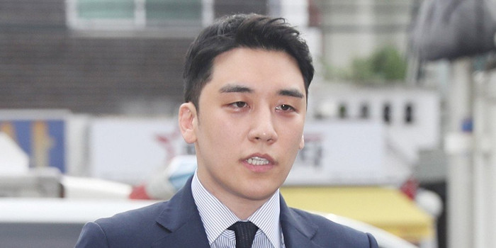 Seungri hoãn xuất ngũ, bị tạm giam tại nhà tù quân đội sau bê bối Burning Sun Ảnh 1