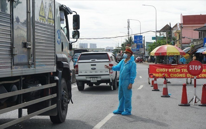 Sở GTVT TP.HCM đề xuất cho người lao động đi xe cá nhân qua lại giữa TP.HCM và 4 tỉnh lân cận Ảnh 2