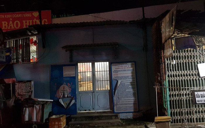 Một Phó trưởng khu phố ở quận Bình Tân bị bắt vì ăn chặn gói hỗ trợ Covid-19 cho người dân Ảnh 2