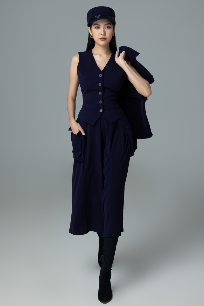 Khánh Vân - Kim Duyên - Thúy Vân mãn nhãn thiên hạ với vẻ đẹp nữ quyền trước khi hết nhiệm kỳ Ảnh 4