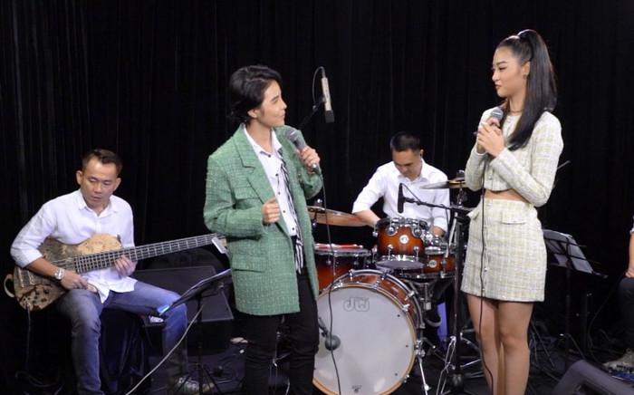 Kết hợp với Vũ Cát Tường, Lona nhận 'mưa lời khen': 'Không còn hình ảnh người đẹp đi hát' Ảnh 2