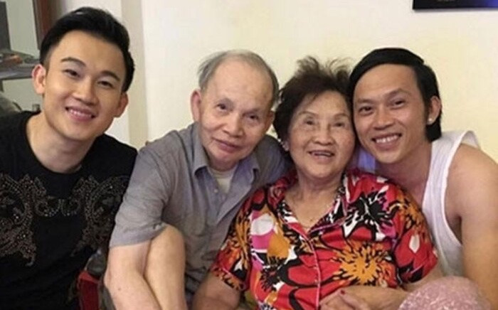 Bố NSƯT Hoài Linh, Dương Triệu Vũ từ trần, sao Việt 'nói lời ruột gan' chia buồn Ảnh 2