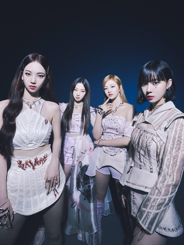 Kpop tuần qua: BTS mở concer tại Mỹ sau 2 năm, teaser của Karina (aespa) bị nghi đạo nhái Ảnh 10