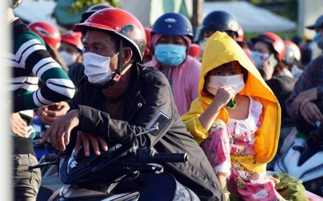 Vượt hàng trăm km rời Sài Gòn bất kể nắng mưa, người dân Cà Mau vui mừng khi trở vê quê hương Ảnh 2