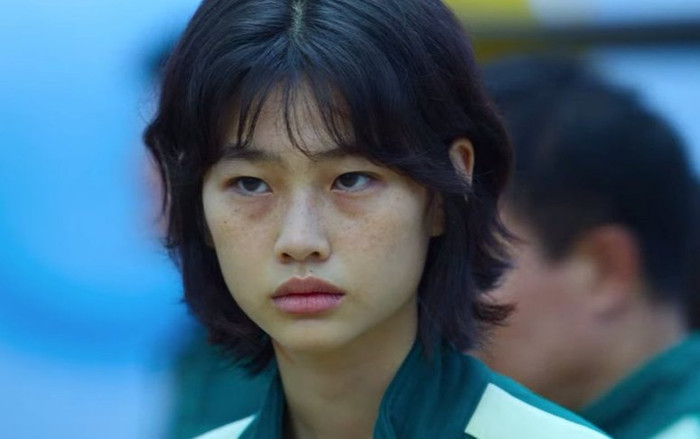 Nữ chính Squid game 'vượt mặt' Song Hye Kyo trên Instagram, sắp đuổi kịp ngôi vương Lee Sung Kyung Ảnh 2