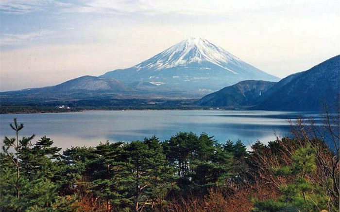 Vẻ đẹp mê hoặc của 7 quần đảo lớn nhất thế giới Ảnh 2