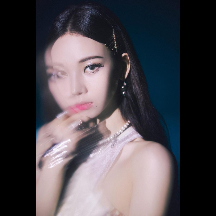 Ấn tượng với doanh số album đầu tay của aespa: Hơn 400.000 bản được tẩu tán Ảnh 4