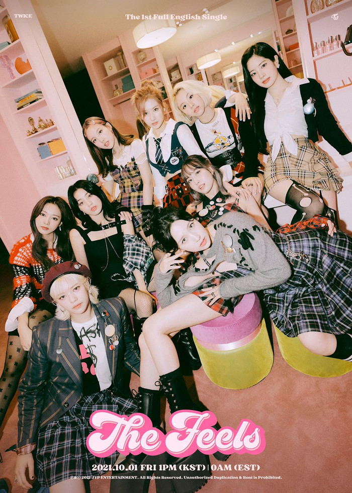 JYP tiếp tục kiếm tiền theo cách gây bức xúc: TWICE tung bộ ảnh lịch mới nhưng không có mặt Jeongyeon Ảnh 12