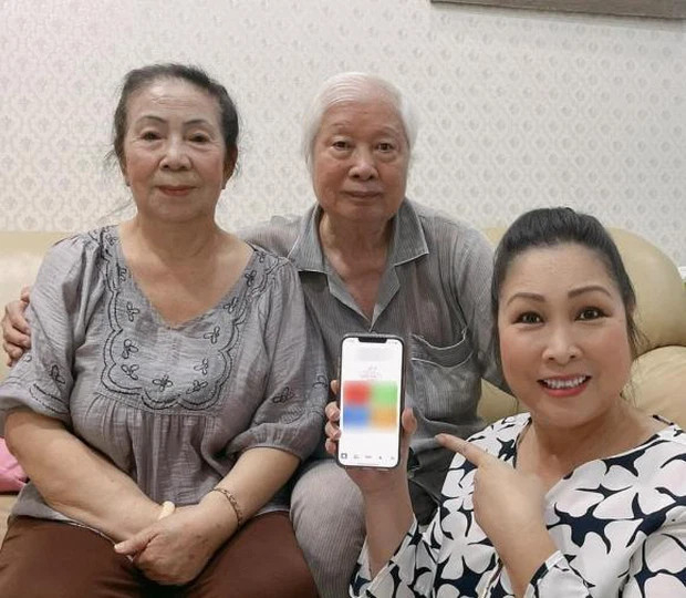 NSND Hồng Vân chia sẻ về một ứng dụng chăm sóc sức khoẻ bản thân trên trang cá nhân.