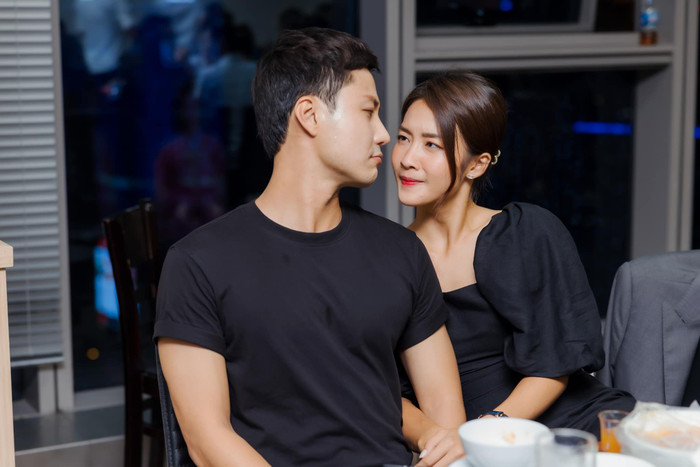 Cặp đôi 'phim giả tình thật' Thanh Sơn - Khả Ngân.