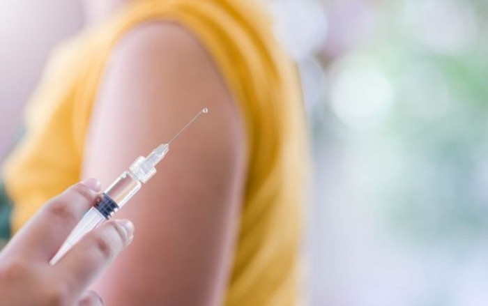 Cơ thể phản ứng ra sao sau khi tiêm vaccine cúm và Covid-19 cùng lúc? Ảnh 2
