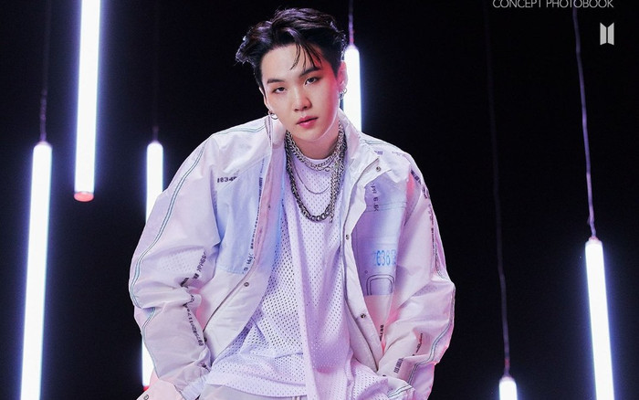 Nối tiếp J-Hope, Suga là thành viên BTS tiếp theo có MV solo đạt 300 triệu view Ảnh 2