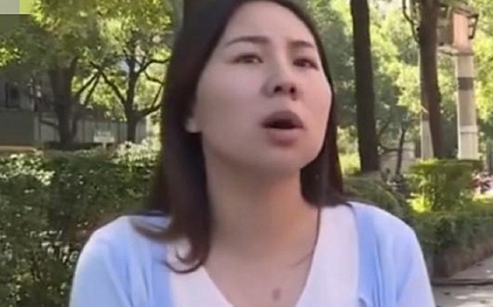 Bị nôn sau ca phẫu thuật thẩm mỹ, người phụ nữ đau đớn khi phát hiện ra sự thật Ảnh 2