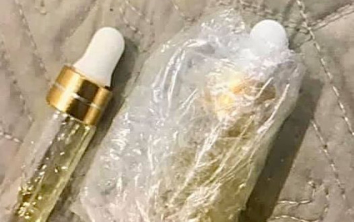 Nam sinh 15 tuổi ở Hà Nội bất tỉnh, co giật, đồng tử giãn tối đa sau khi hút thuốc lá điện tử Ảnh 2