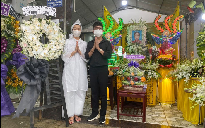 Long Nhật đến viếng bố Hoài Linh, chia sẻ về tang lễ của mẹ diễn viên Trịnh Kim Chi Ảnh 2