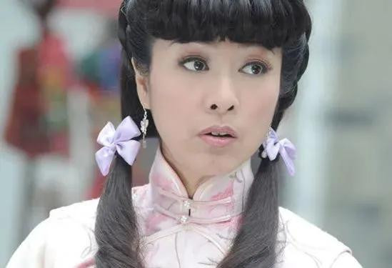 Khi sao nữ Cbiz 'cưa sừng làm nghé' quá lố: Châu Tấn đóng Như Ý chưa 'dừ' bằng Tiểu Long Nữ 51 tuổi Ảnh 17