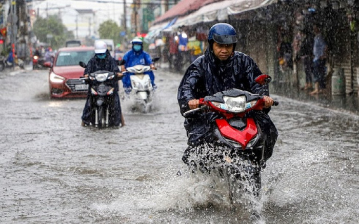 Bão số 7 vừa tan, nguy cơ bão số 8 với cường độ mạnh lại ập đến trong đêm nay (11/10) Ảnh 2