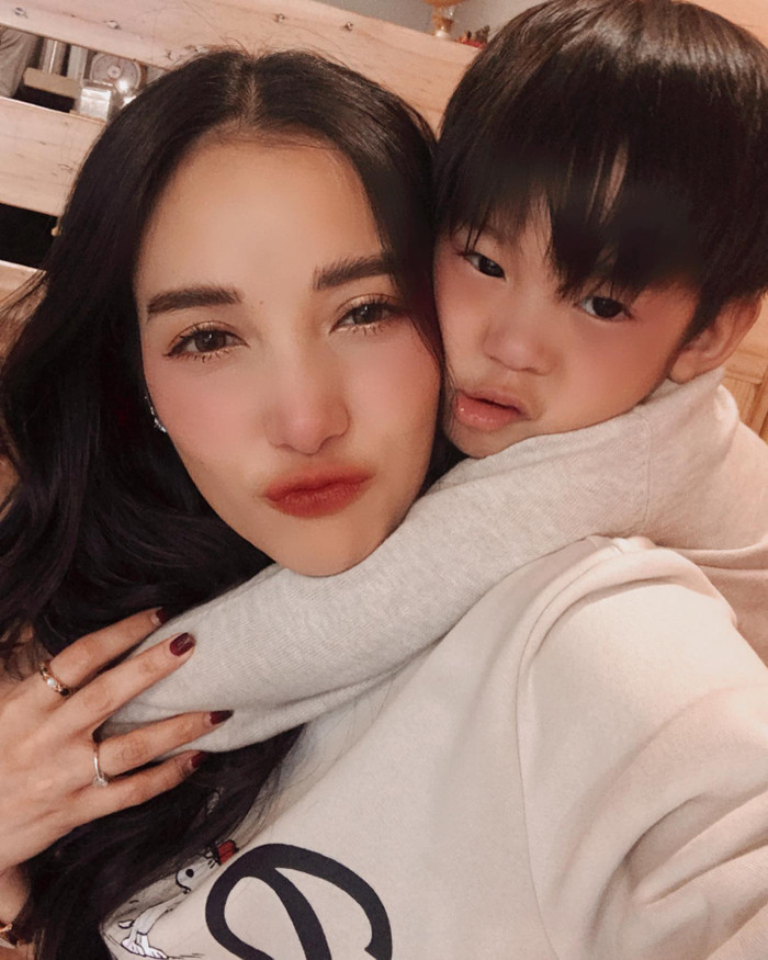 Mỹ nhân Thái Lan lấy chồng giàu: Người được cung phụng như bà hoàng, kẻ bị vùi dập không thương tiếc Ảnh 6