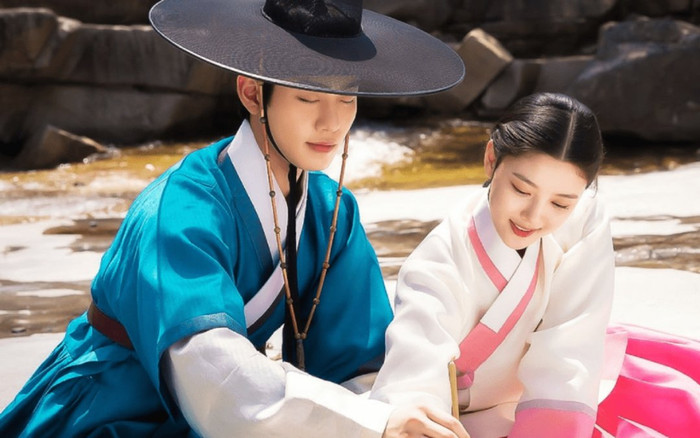 'Lovers of The Red Sky' tập 9-10: Top 5 khoảnh khắc ấn tượng khiến thay đổi tình cảm của Kim Yoo Jung Ảnh 2