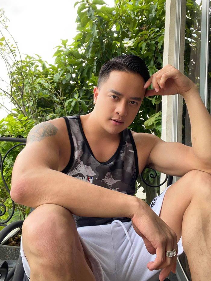 Bị netizen hỏi chuyện giới tính, Cao Thái Sơn liền có phản ứng: 'Em uống thuốc lú à?' Ảnh 3