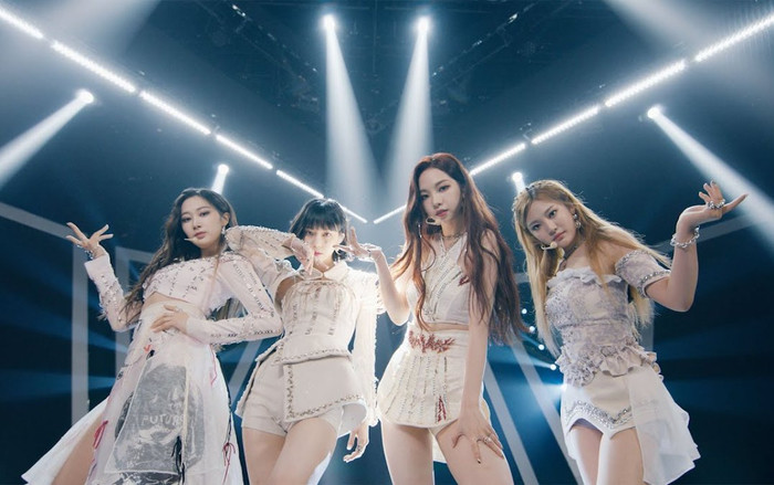 Knet 'điên đảo' với sân khấu live Savage đầu tiên của từ aepsa Ảnh 2