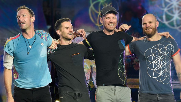 Coldplay bất ngờ tính tới chuyện tan rã hậu hợp tác BTS: 'Sau vài album nữa, nhóm sẽ ngừng' Ảnh 5