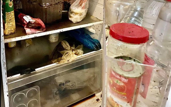 Trở lại văn phòng làm việc sau 4 tháng nghỉ dịch, nữ nhân viên kiểm tra tủ lạnh và cái kết nhớ đời Ảnh 2