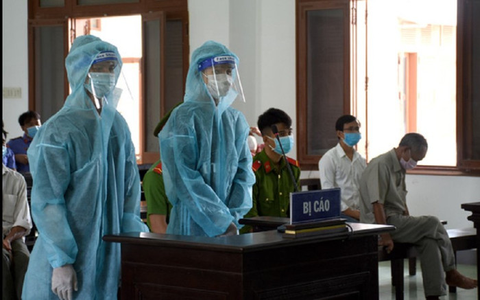 Tử hình nam thanh niên rủ bạn về nhà sát hại mẹ rồi cướp tài sản Ảnh 2