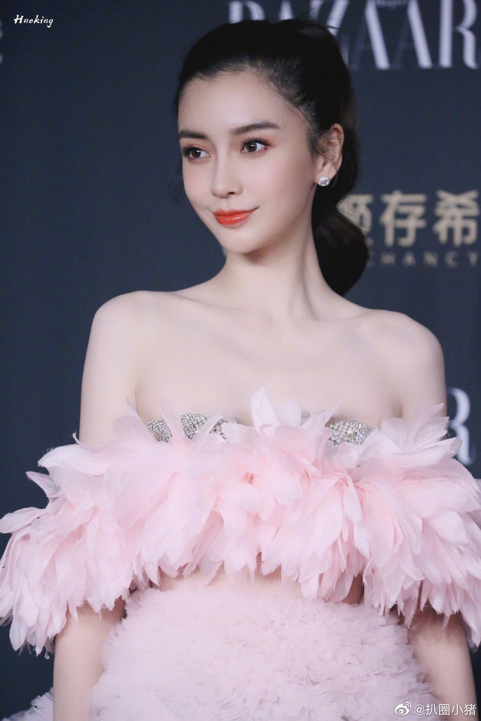 Top 8 mỹ nhân Cbiz đọ vai trần quyến rũ: Vị trí số 1 thuộc về Dương Mịch hay Triệu Lệ Dĩnh? Ảnh 17