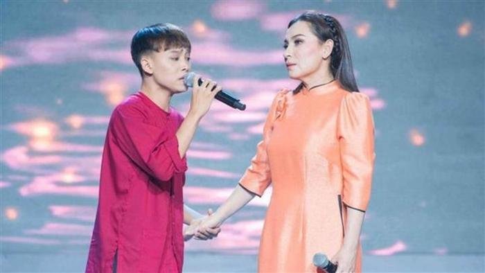 Hồ Văn Cường thay đổi phong cách thời trang thế nào sau 5 năm bước vào showbiz? Ảnh 8