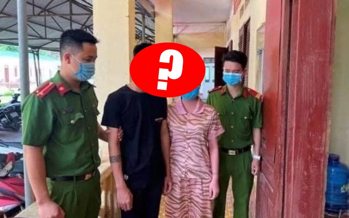 Bức ảnh vợ chồng Thuỷ Tiên tại đồn công an: Hé lộ tấm hình gốc, công an lên tiếng làm rõ chân tướng Ảnh 2