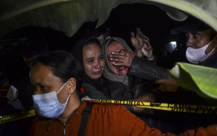 11 học sinh chết đuối thương tâm ở Indonesia Ảnh 2