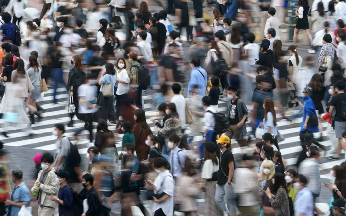 Nhật: Ca COVID-19 giảm nhanh đến mức... không ai hiểu tại sao Ảnh 2