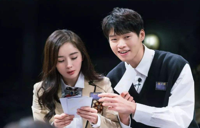 Dương Mịch lộ căn hộ xa hoa hàng trăm tỷ, vẫn thích làm hàng xóm với Ngụy Đại Huân dù đã chia tay tình cũ Ảnh 9