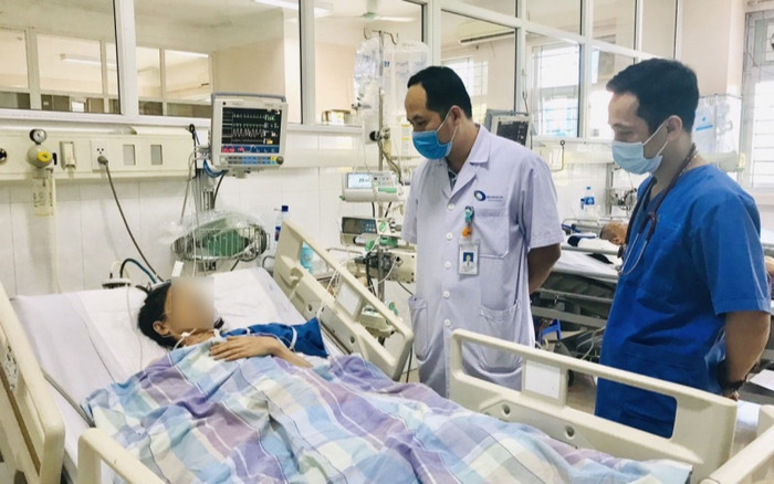 Nữ bệnh nhân cao tuổi đa chấn thương, dập nát nhiều bộ phận nguy kịch được cứu thoát khỏi 'cửa tử' Ảnh 2