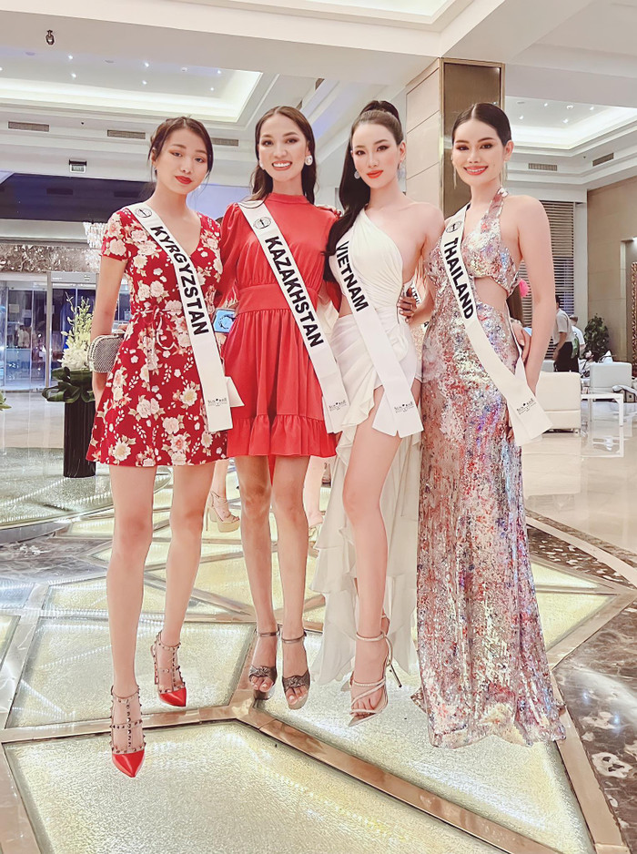 Ái Nhi lấy lại phong độ, vô cùng quyến rũ ở Miss Intercontinental Ảnh 2