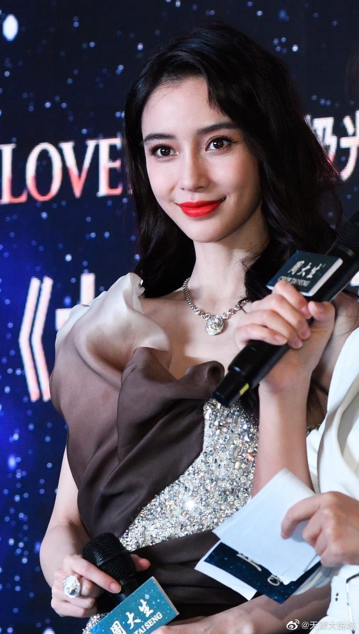 Angelababy mặc váy Haute Couture nhăn nhúm mà vẫn sang chảnh ngút ngàn Ảnh 5