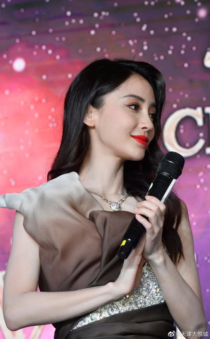 Angelababy mặc váy Haute Couture nhăn nhúm mà vẫn sang chảnh ngút ngàn Ảnh 6