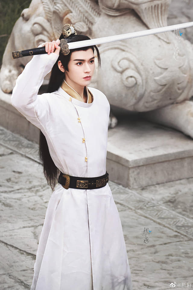 Cùng hợp tác với Địch Lệ Nhiệt Ba, phim mới của Nhậm Gia Luân hay Cung Tuấn sẽ 'bùng rổ rating' hơn? Ảnh 12