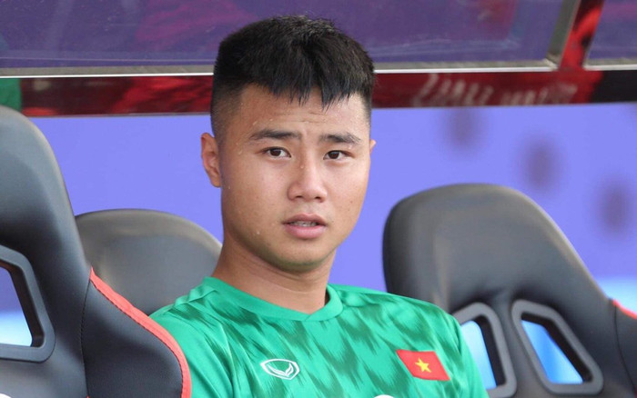 Thủ thành tuyển Việt Nam mất người thân, không thể về chịu tang Ảnh 2