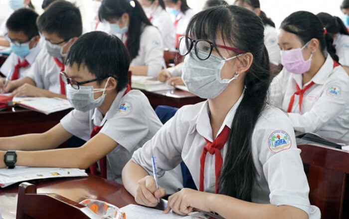 Hà Nội vừa đề xuất cho học sinh đi học trở lại trong điều kiện bình thường mới từ tuần sau Ảnh 2