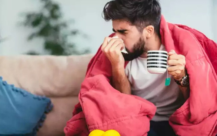 Làm thế nào biết bạn đang bị mắc cúm kéo dài hay Covid-19? Ảnh 2