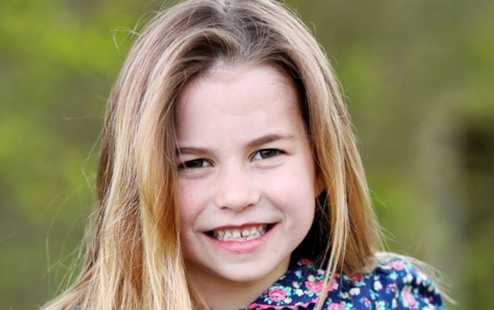 Tiểu công chúa Charlotte có thể sẽ là thành viên giàu nhất Hoàng gia Anh Ảnh 2