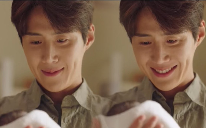 Phân cảnh bế em bé trong phim của Kim Seon Ho bị đào lại giữa bê bối, netizen khinh bỉ ra mặt Ảnh 2