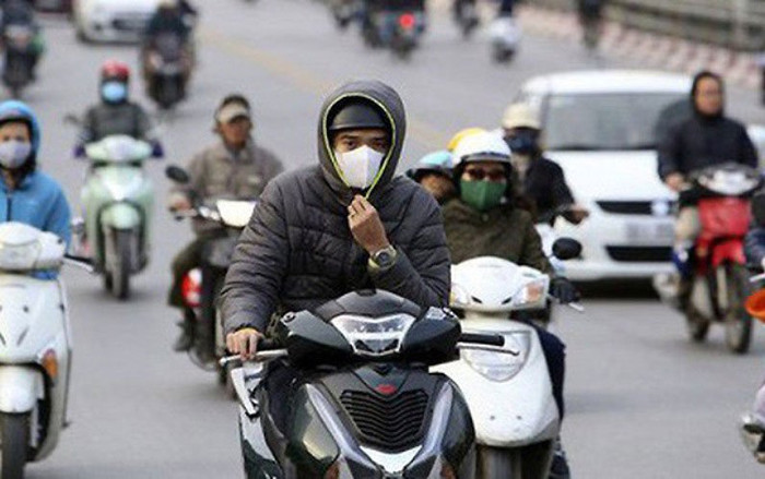 Đêm nay miền Bắc đón đợt không khí lạnh mới, nhiệt độ tại Hà Nội giảm xuống còn 17 độ Ảnh 2