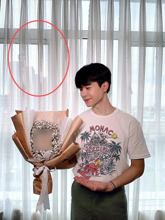 Anh Tú đăng ảnh chúc mừng ngày 20/10.