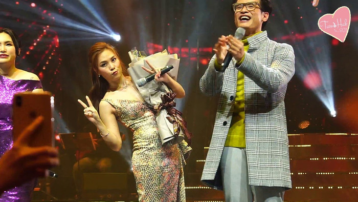 Mỹ Tâm nhí nhố tạo dáng bên Hà Anh Tuấn 